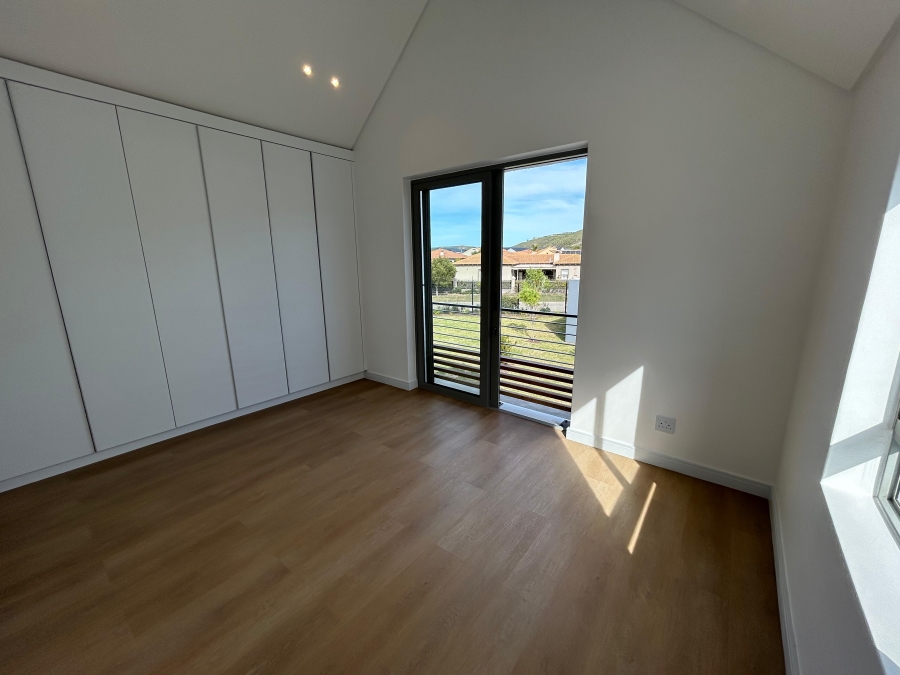 2 Bedroom Property for Sale in Whale Rock Western Cape